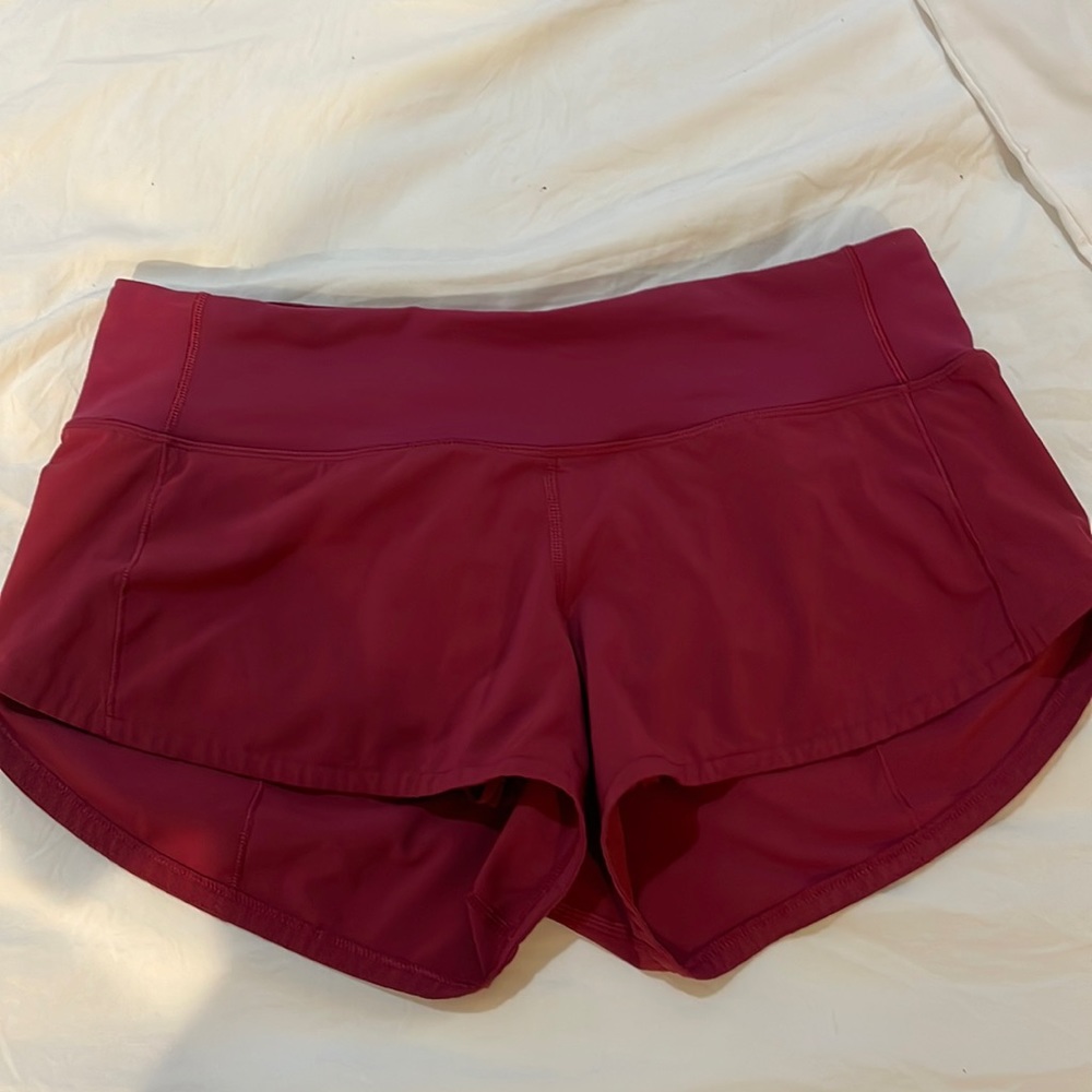 Lululemon magenta speed up shorts !!!